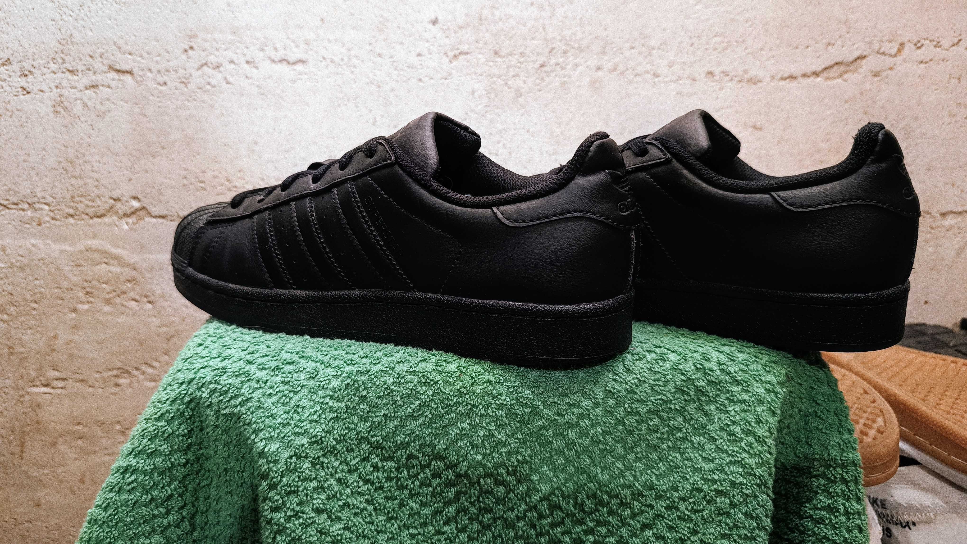 Damskie sneakersy ADIDAS SUPERSTAR FOUNDATION r.38 2/3 skóra stan bdb