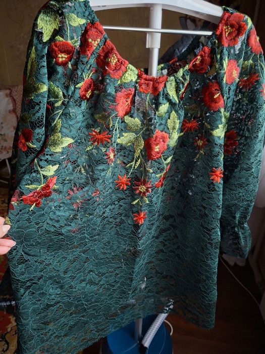 Нова жіноча блуза