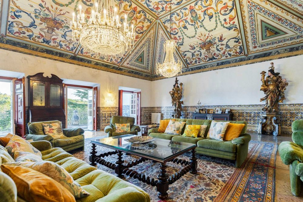 Recolha e compra de recheios - mobiliário antigo e antiguidades