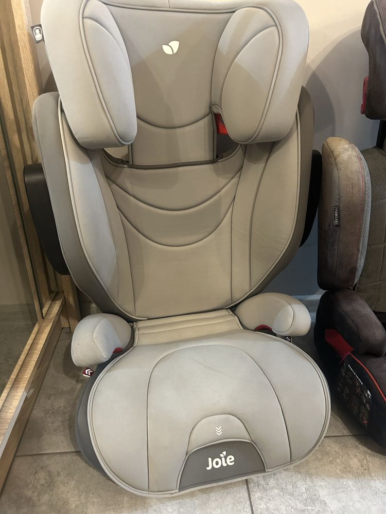 Fotelik samochodowy Isofix 15-36 kg JOIE TRAVER