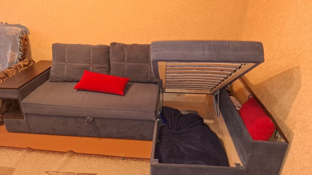 Диван кутовий(угловий)