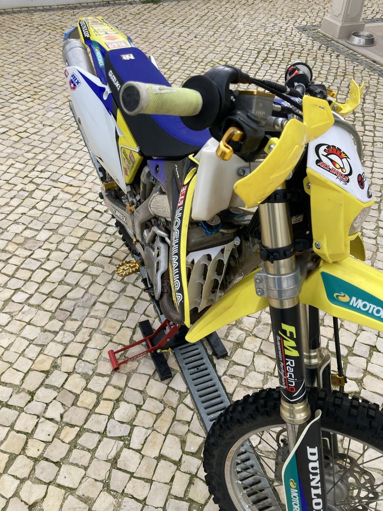 Suzuki RMZ 450 Matriculada