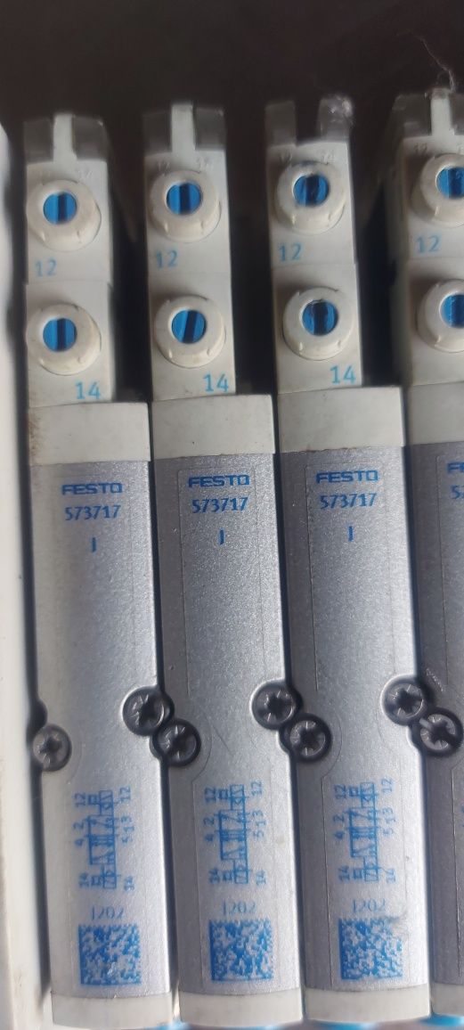4× Wyspa elektrozaworów Festo CPX-GE-EV-S/EV MPAL-VI