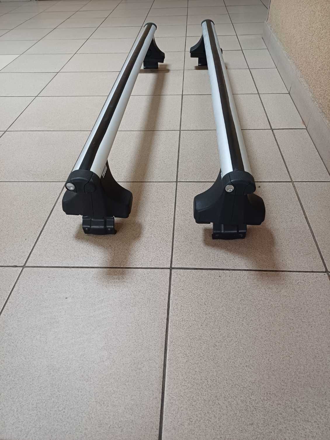 Belki dachowe Thule do Toyota Corolla  e12