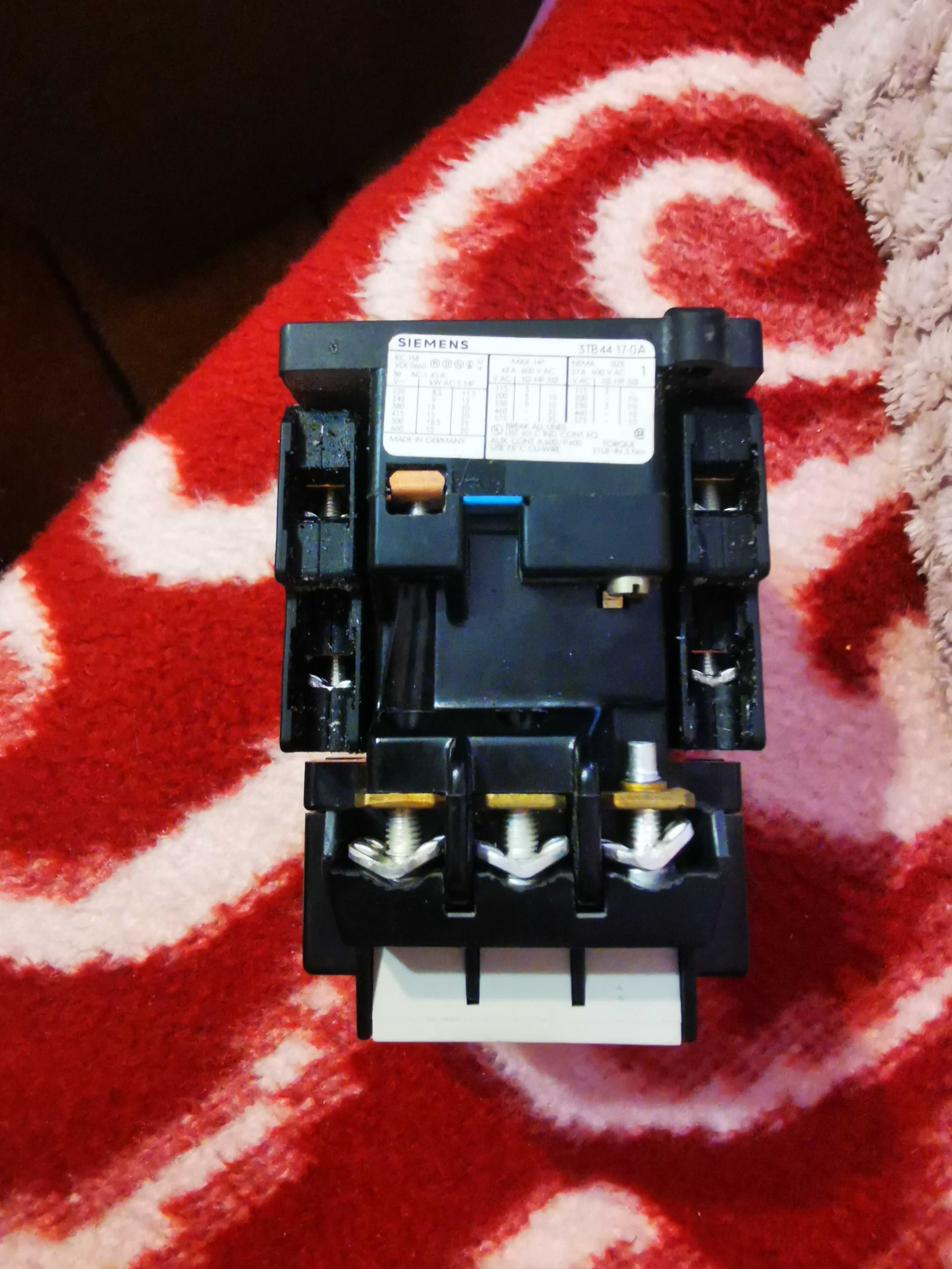 Stycznik Siemens 3TB44 17-0A
