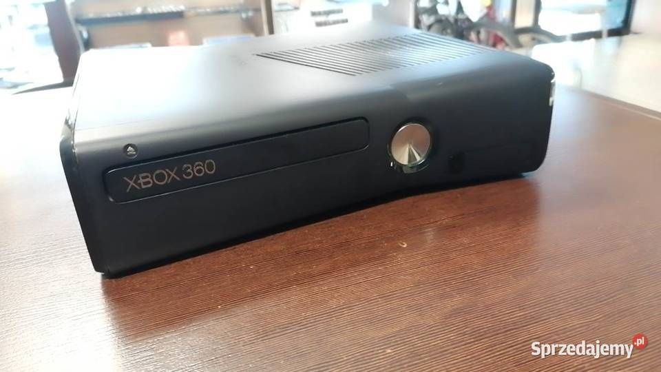 Konsola Xbox 360 Slim