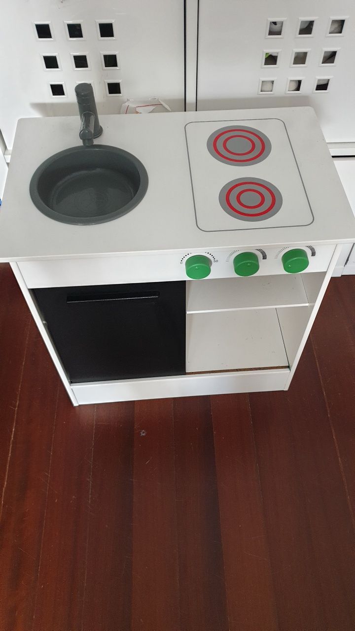 Cozinha de brincar ikea como nova