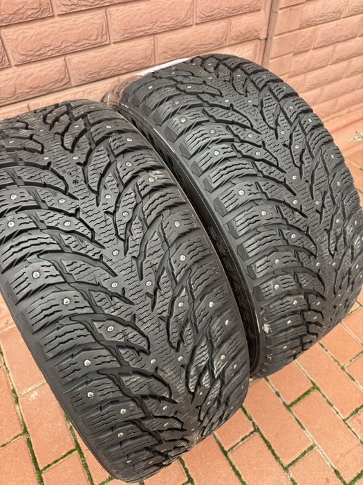 255/45/R19 Nokian Hakkapeliitta 9