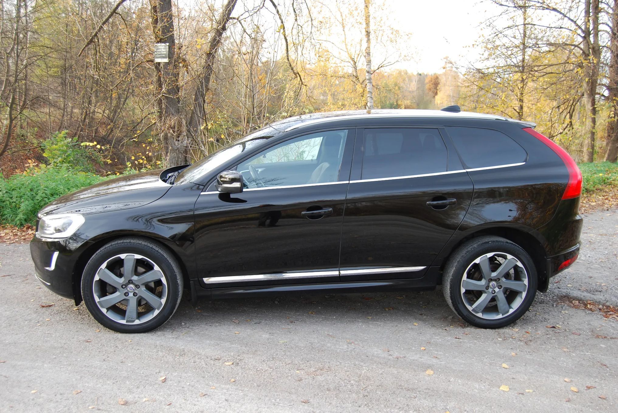 Volvo XC 60 summum D4 , bezwypadkowy