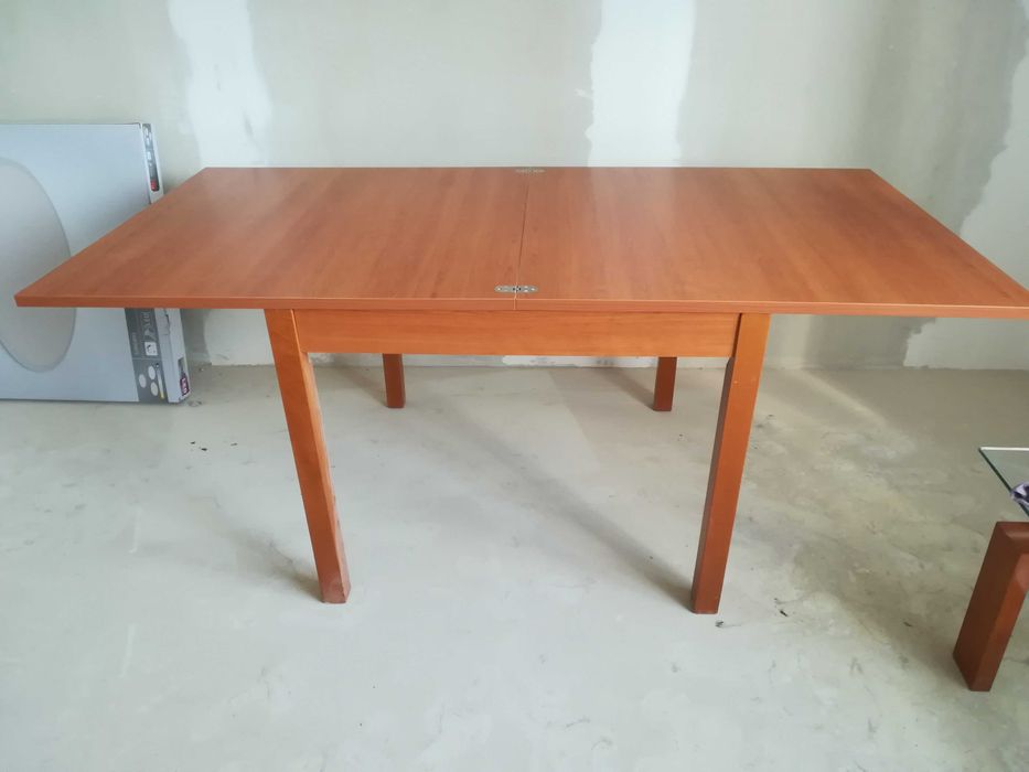 Stół rozkładany Meble Agata 90x90 / 90x180