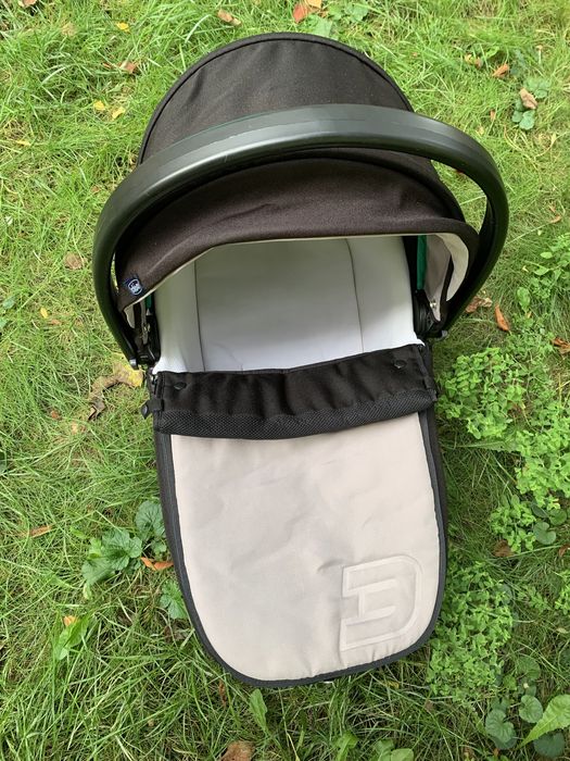 Коляска 3 в 1 Chicco Trio Activ3 Top ЛЮЛЮКА+ПРОГУЛКА+АВТОКРІСЛО