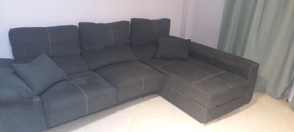 Sofá com Chaise Long