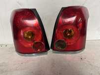 Lampa Tył Prawa Lewa Toyota Avensis EU Oryginał T25 Kombi