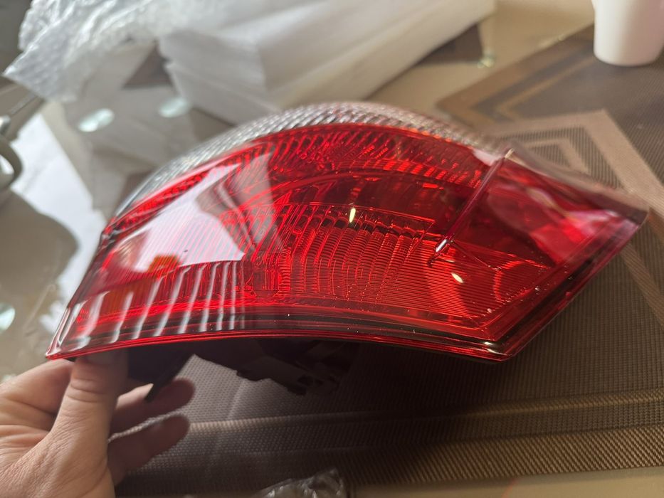 Nissan Qashqai j10 фонар правий новий Ніссан кашкай 2010-2014