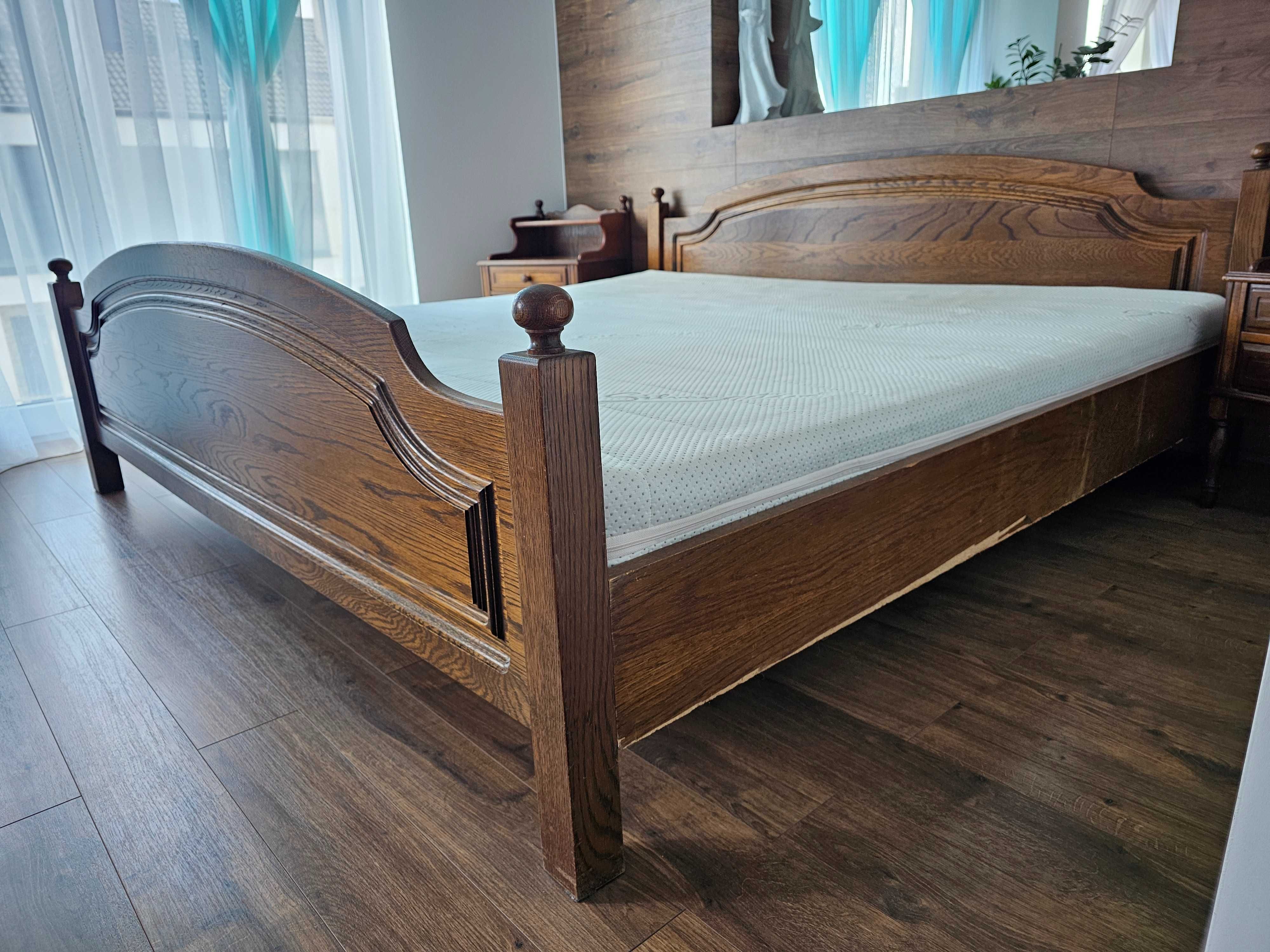 Sprzedam zestaw mebli dębowych do sypialni