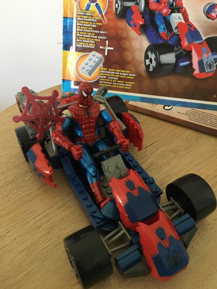 Mega Bloks Spider-Man Action Vehicle Set 1999 Magnetic Hero