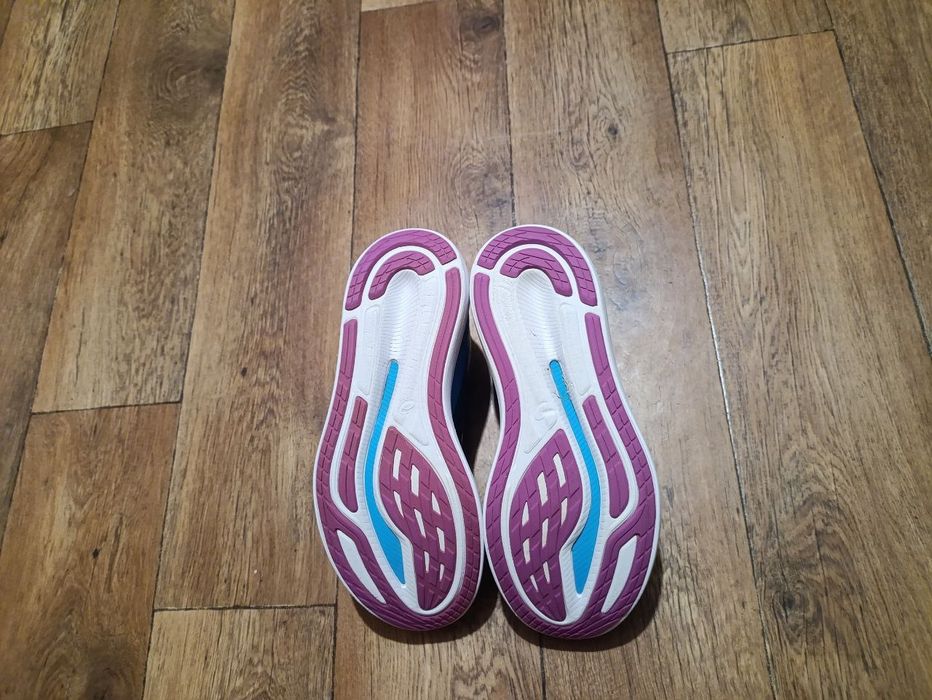 Кросівки  ASICS Glide Ride 2 оригінал