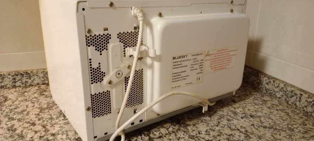 Microondas 800W MOG800l20.1