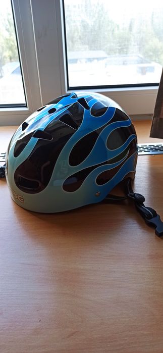 Шолом skate bmx.