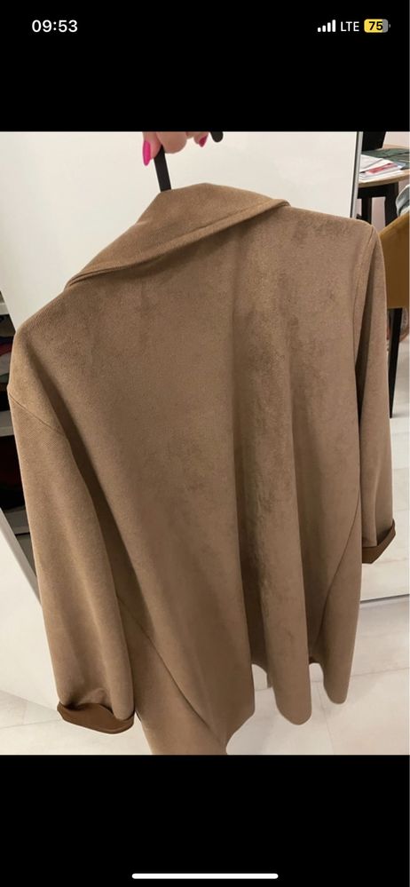 Płaszcz marki Zara, rozmiar XL