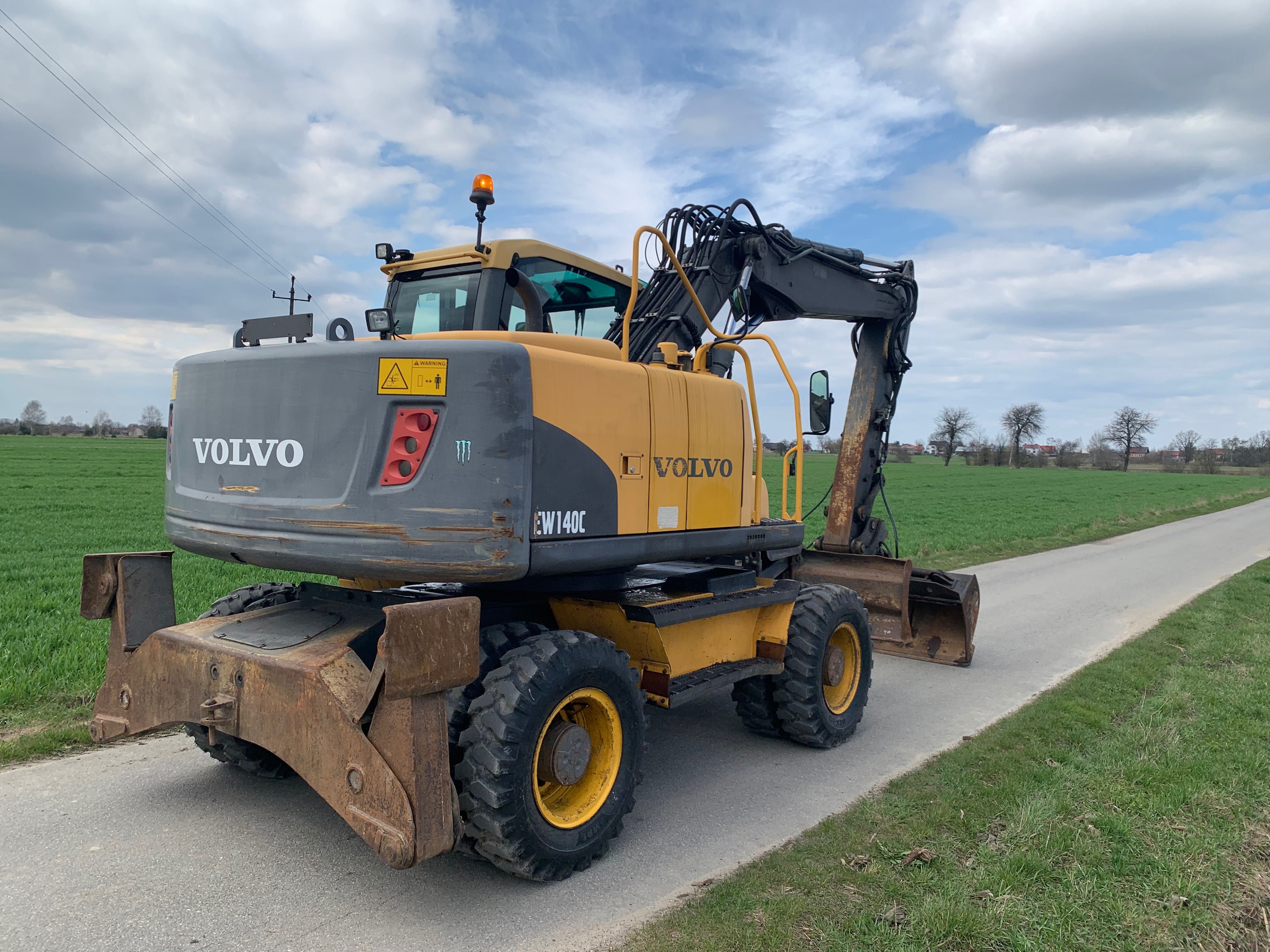 VOLVO EW 140C KOPARKA KOŁOWA Serwisowana szybkozłącze klima