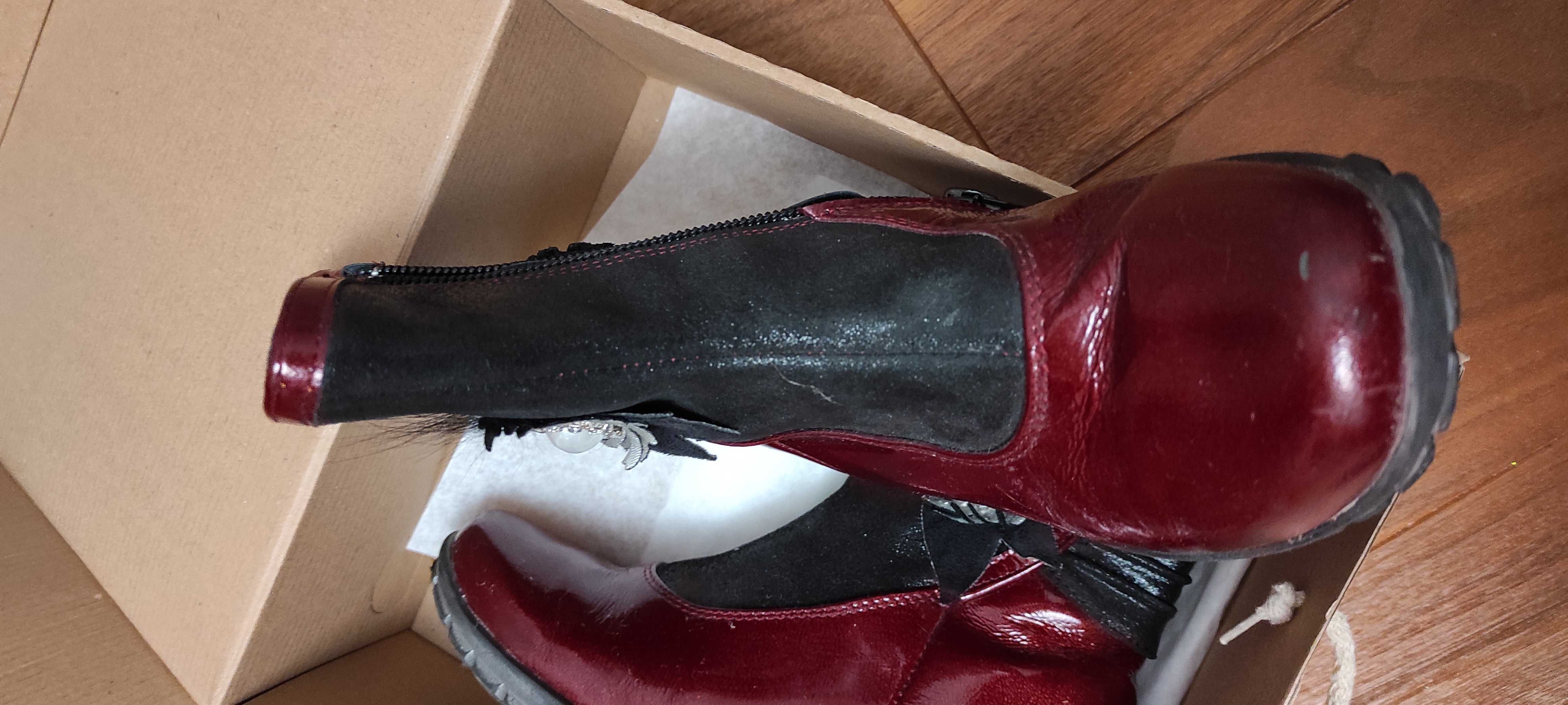 buty dla dziewczynki botki bordowe rozmiar 32 z firmy BARTEK