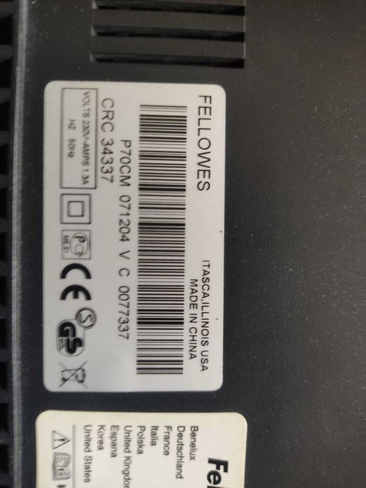 Niszczarka fellowes CRC 34337