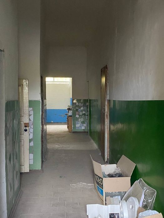 Продам нежитлову будівлю під бізнес у м. Новоукраїнка, 543 м² + підвал