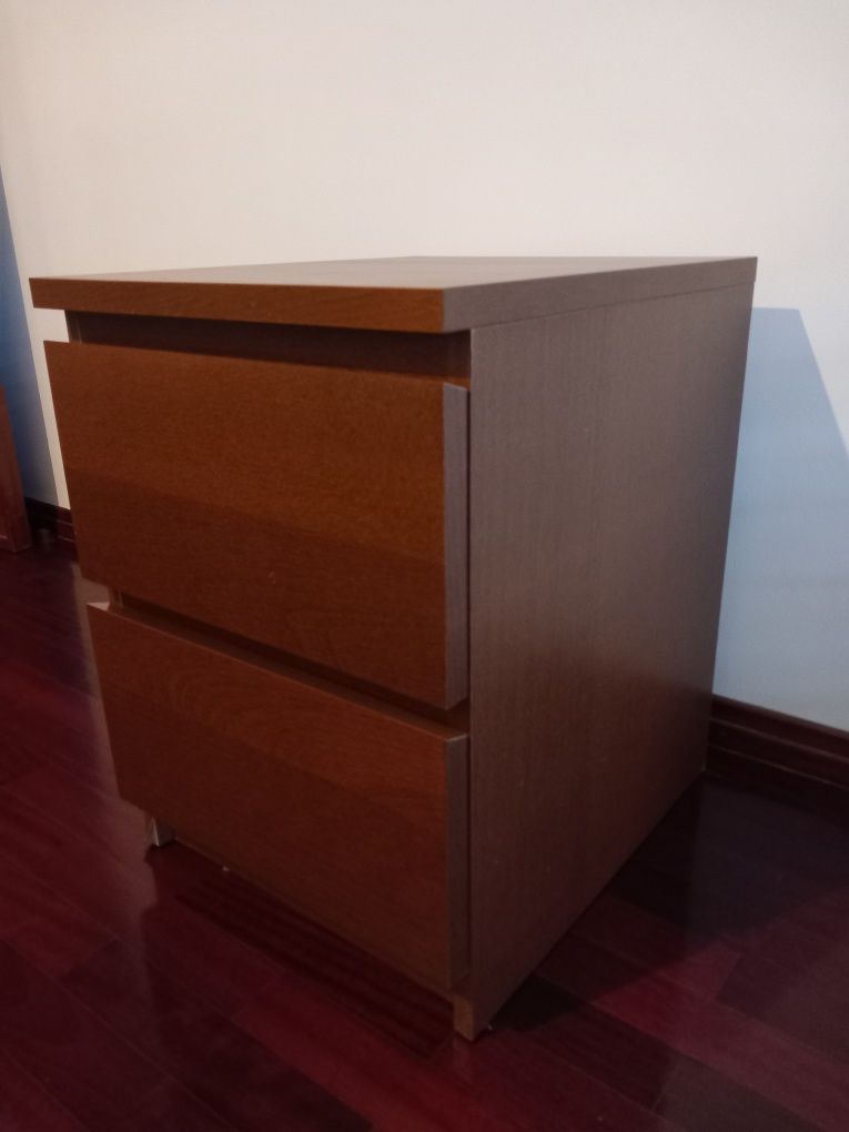 2x Mesa de Cabeceira MALM Cómoda c/2 gavetas, castanho 40x55 cm (2 un)