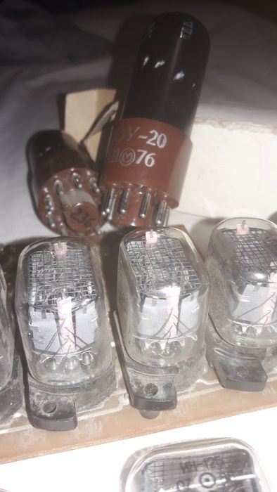 Продам радиолампы ин-12б,фэу-20.