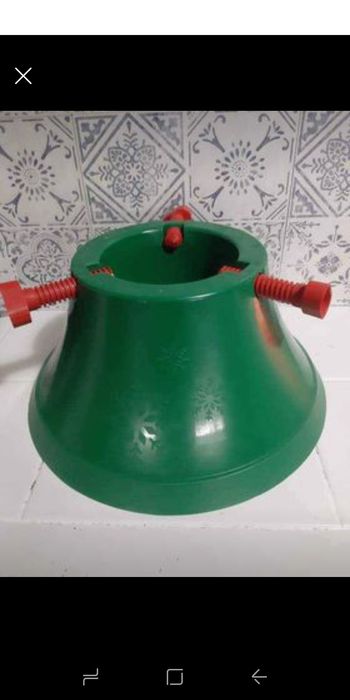 Stojaki pod choinkę