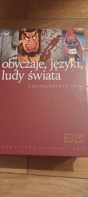 Encyklopedia PWN: Obyczaje, języki, ludy świata  STAN IDEALNY!