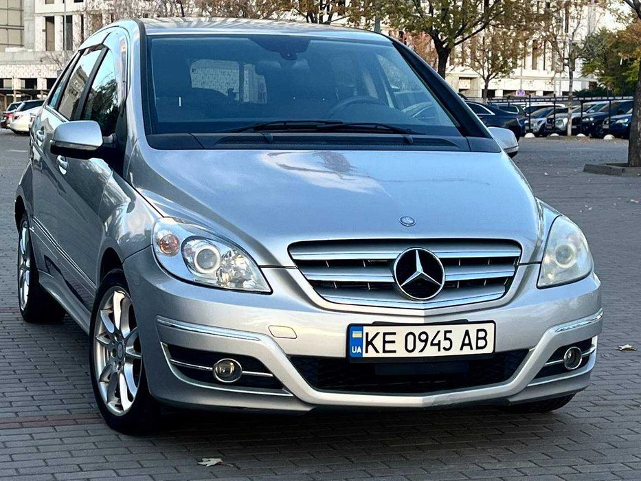 Mercedes-Benz B-Class 2010 Автомат