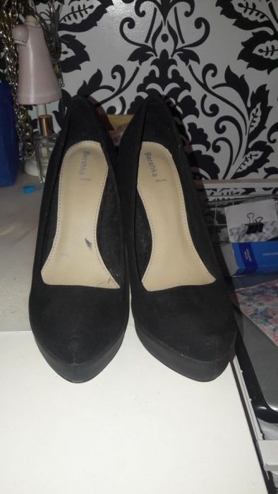 Szpilki buty bershka nowe 38