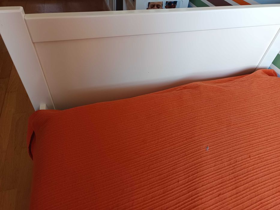 Cama solteiro IKEA + colchao Artiflex ambos em ótimo estado