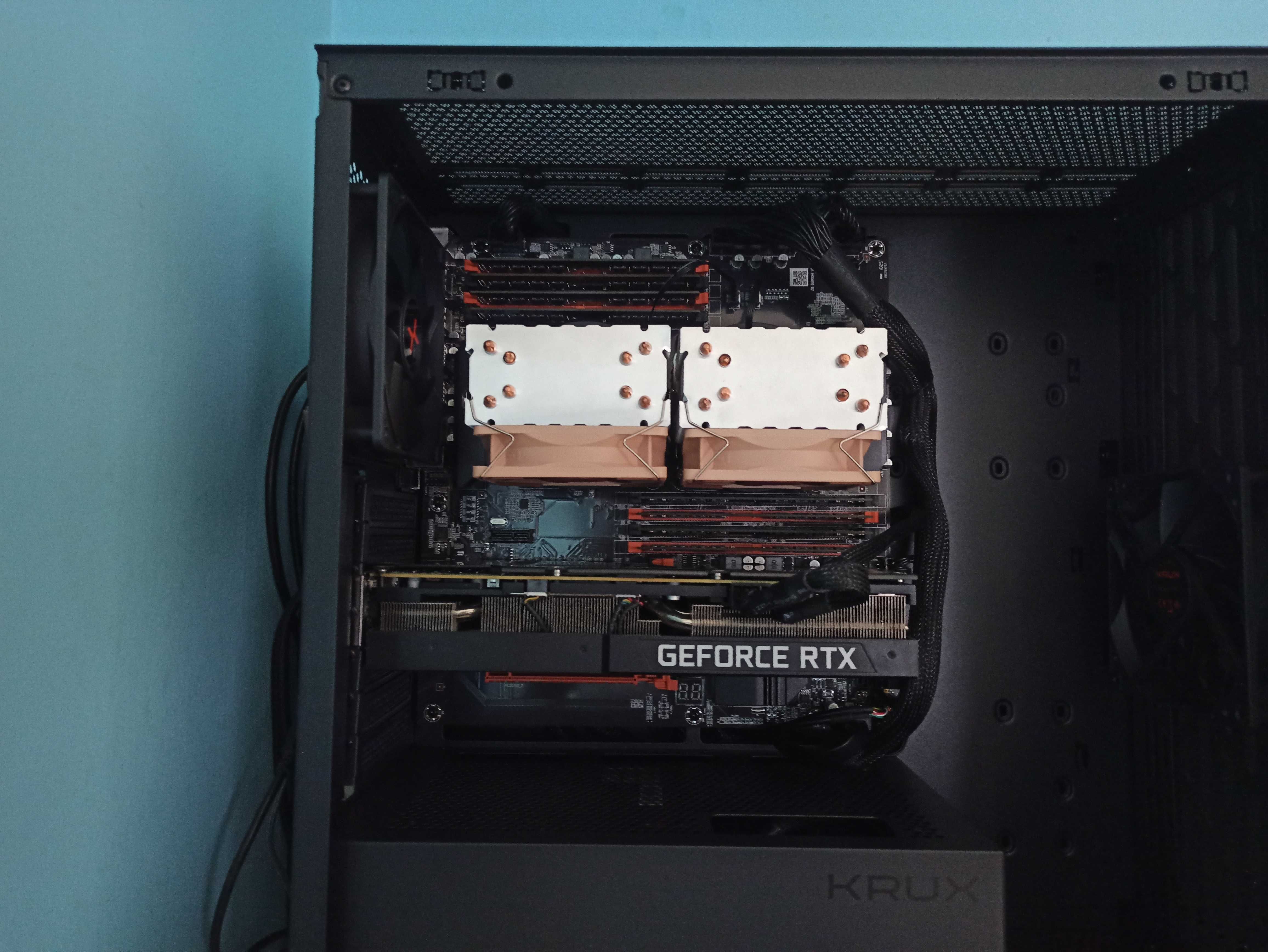 Komputer 28 rdzeni 56 wątków | 64GB DDR4 | 2x Xeon E5-2697 v3