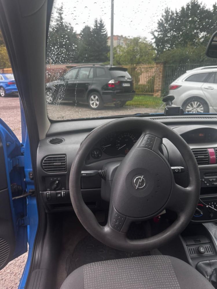 Opel Corsa C 2003 1.0
