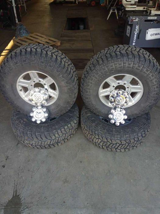 Koła Dodge Ram 2500/3500 Felgi 17"- 8x165.1 (8x6,5)