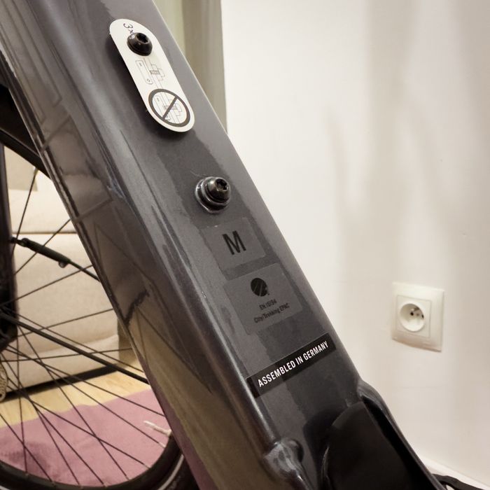 Rower TREK Verve+ 1 LT-M (z torbą na bagażnik)