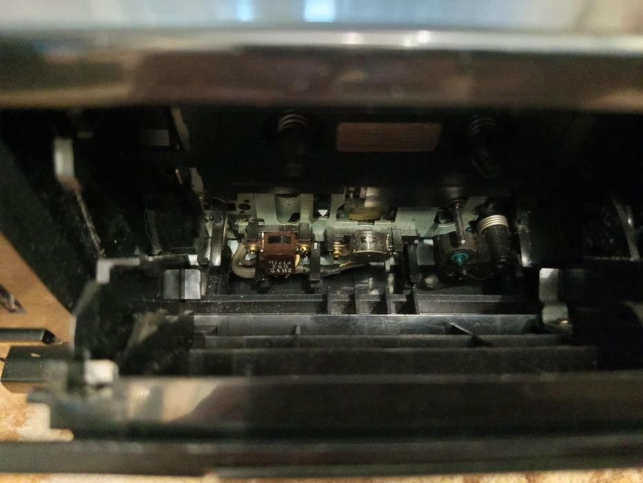 Продам кассетную деку, магнитофон pioneer CT-S330