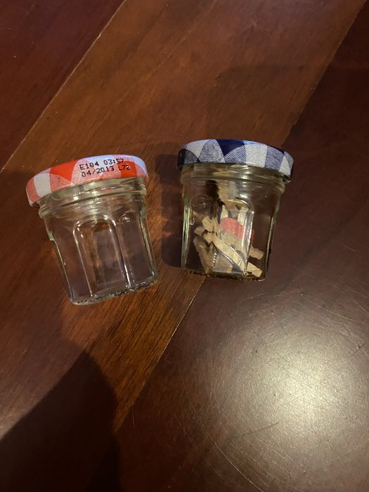 2 frascos mini em vidro