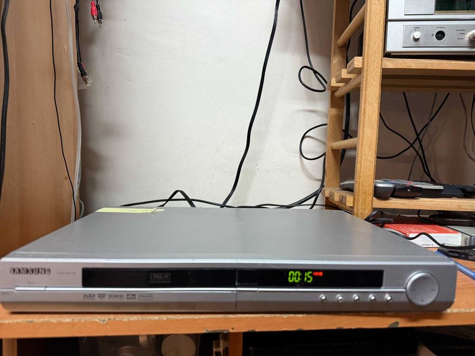 Nagrywarka Samsung DVD-HR 730