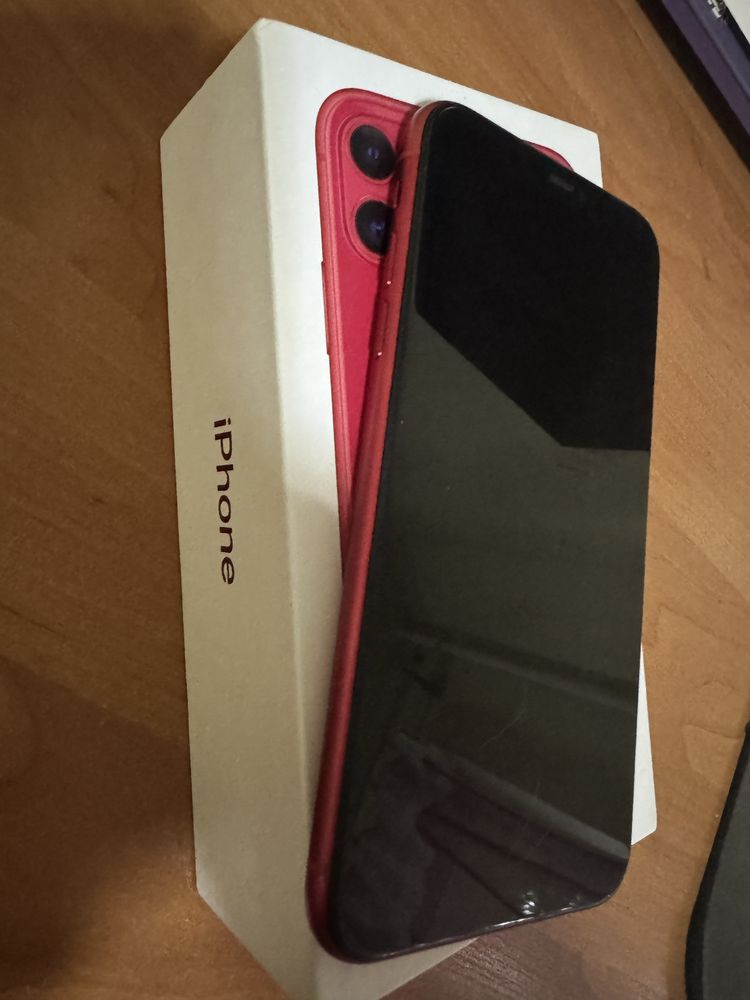 Iphone 11 з коробкою і рідним блоком