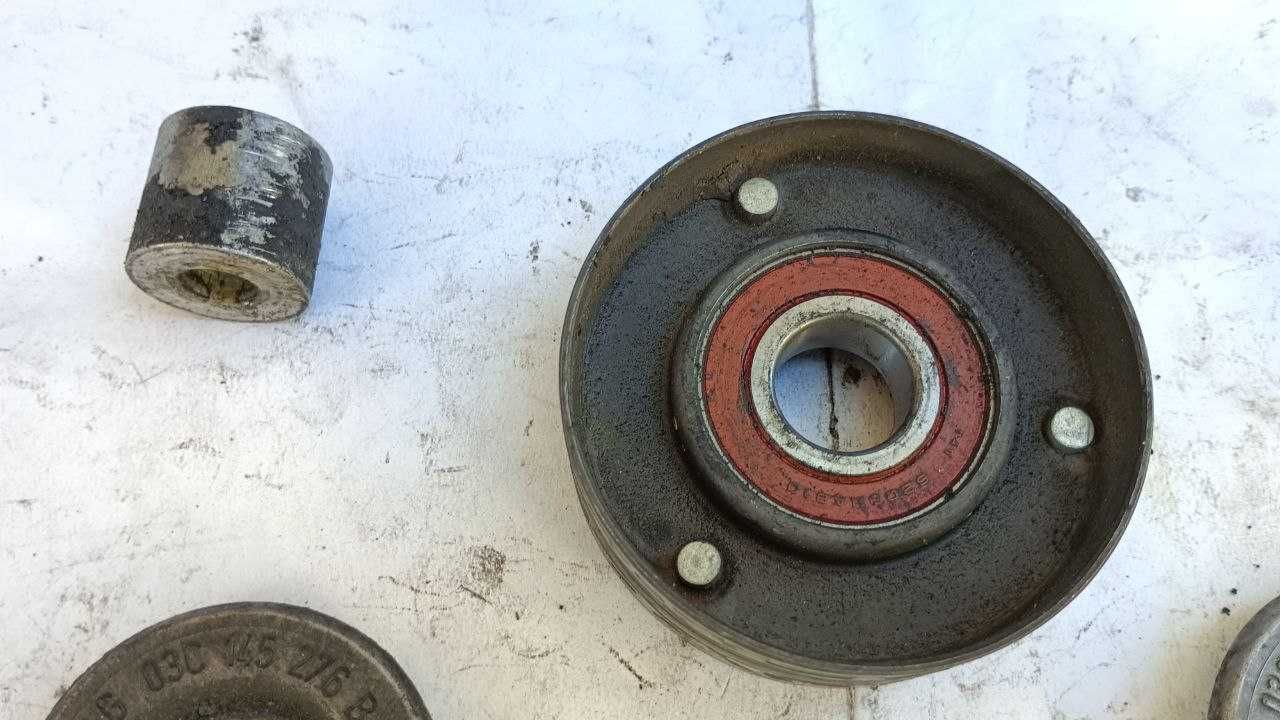Ролик модуля натяжителя ремня VKM 31098 SKF на Seat, Skoda, Volkswagen