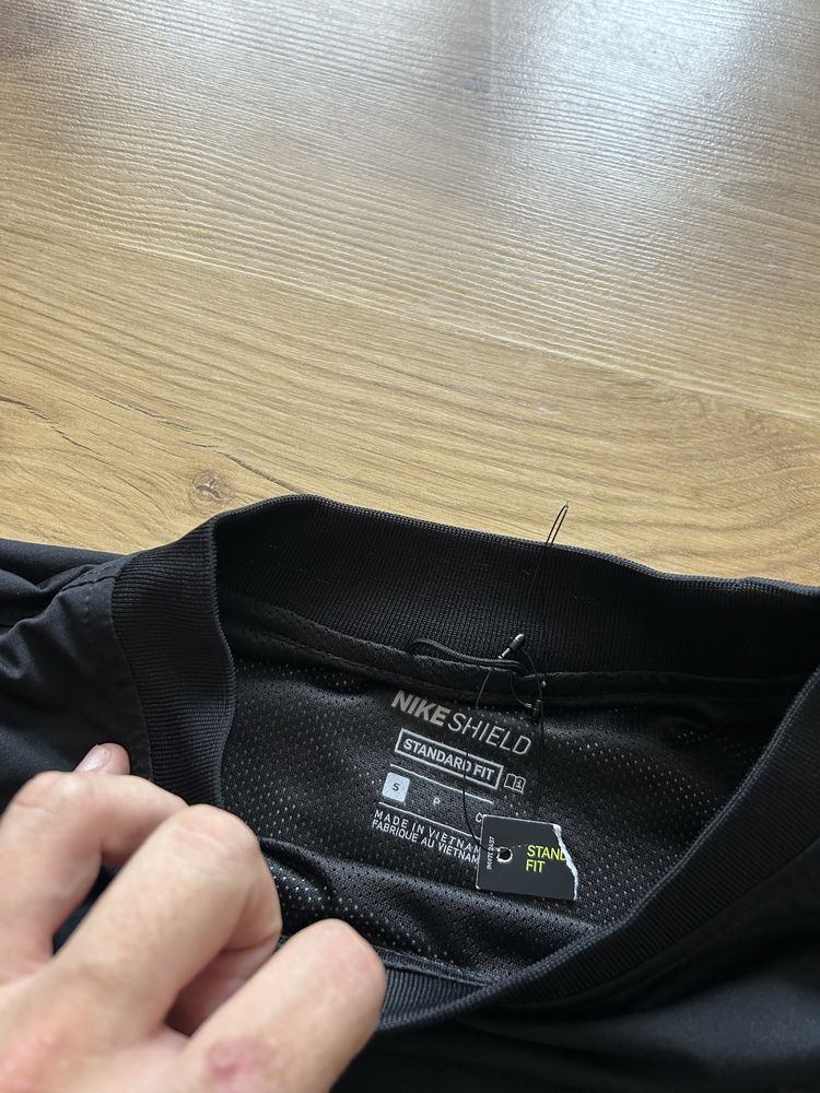 Чоловіча кофта Nike shield