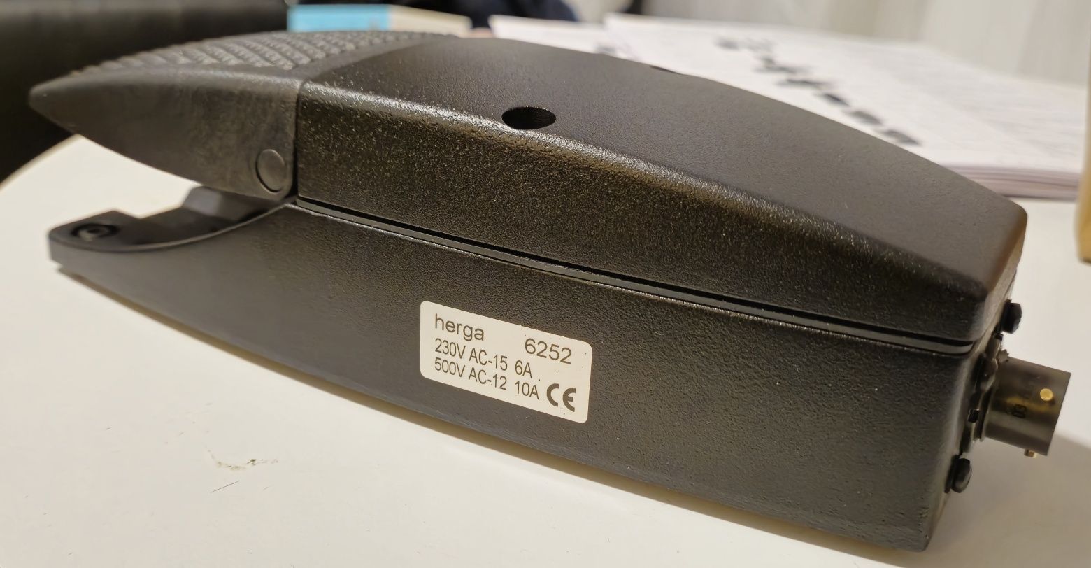 Footswitch krótkofalarski PTT Nożne YAESU ICOM KENWOOD Herga DX Contes