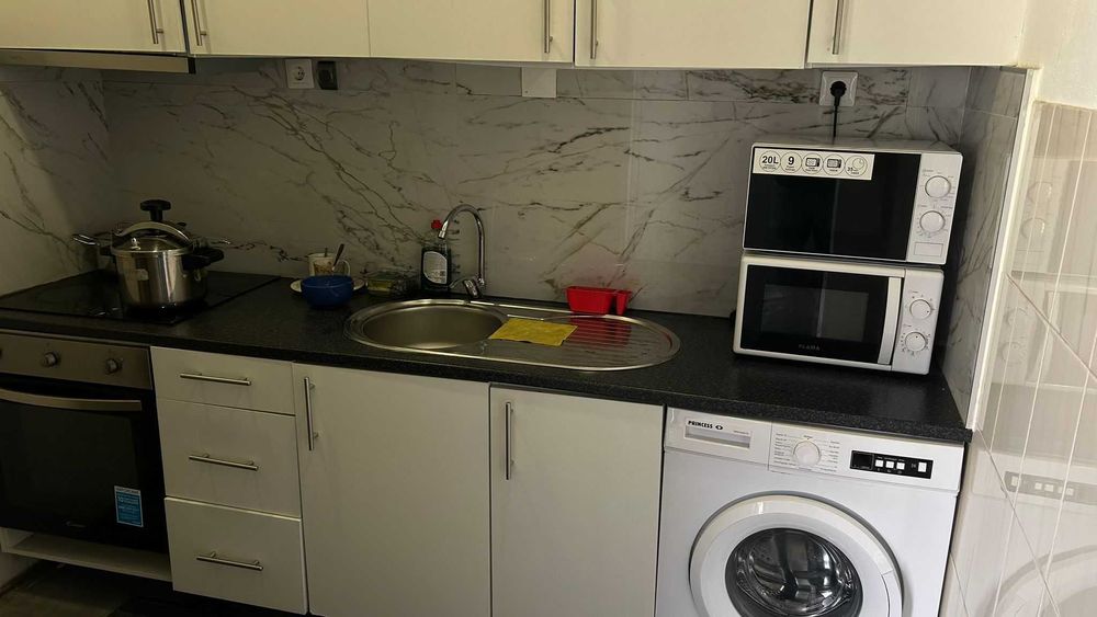 Quarto para arrendamento no centro do Porto