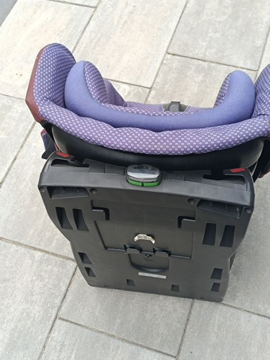 Fotelik dziecięcy samochodowy Maxi Cosi Axiss 9-18 kg - obrotowy