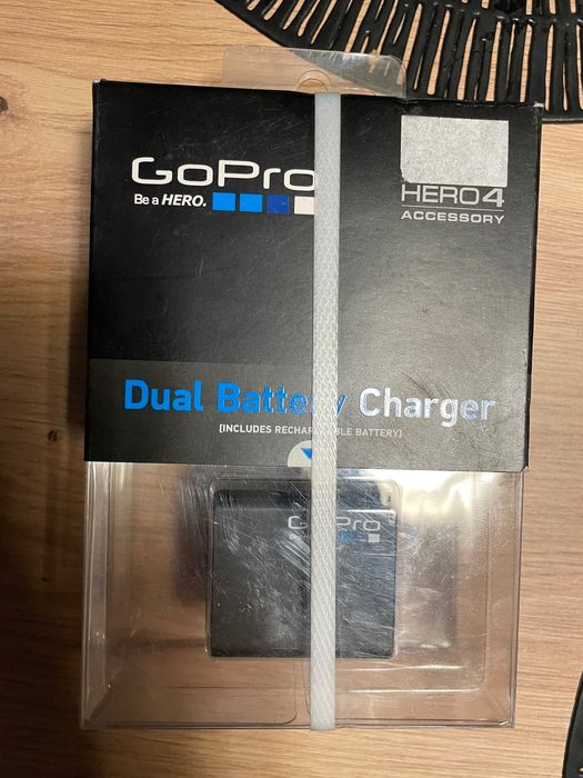 Podwójna ładowarka Gopro