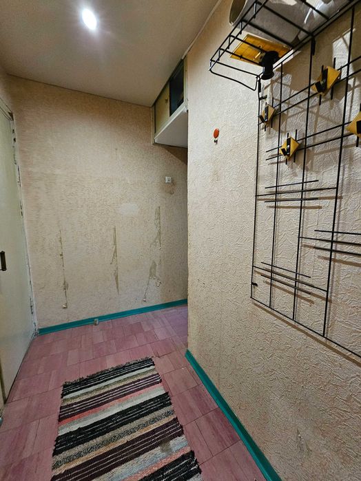 Продается однокомнатная квартира, ул. Радиевского/ Космонавтов